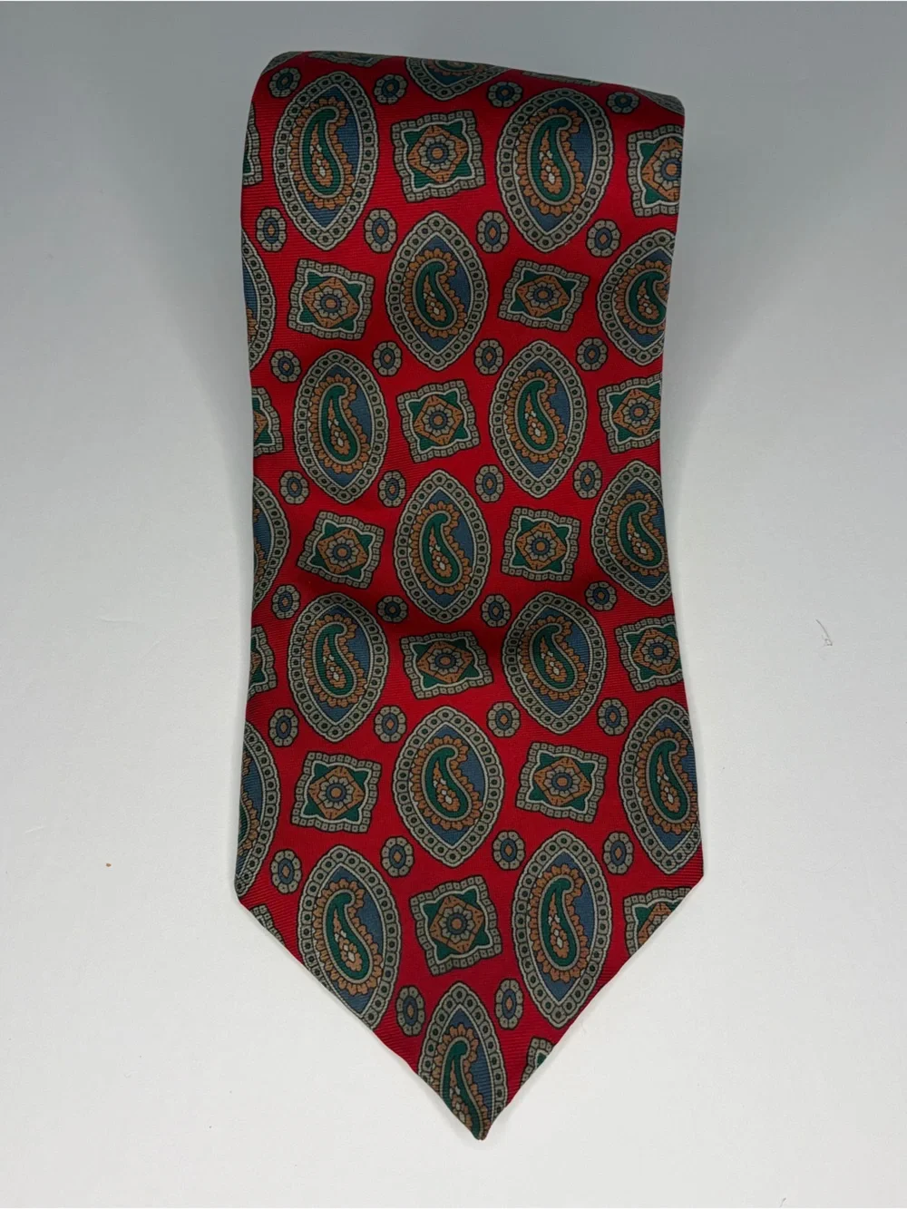 Vintage Oscar de la Renta Red Paisley Silk Tie WPL 4075 Retro Designer Necktie